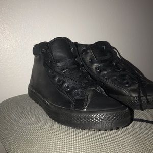Black all star converse